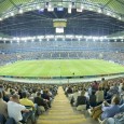 Tribünlere “Oy”nayanlar Şak şakçılar iyi de yuh yuhçular kötü mü? Şak şakı sevenlerin yuh kelimesinede alışması gerekir. Kitleler bugün alkış yapar, yarın...