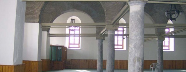 Tevekkül edenler yalnız Allah’a tevekkül etsinler. … Rableri de onlara: “Zâlimleri mutlaka helak edeceğiz” diye vahyetti. … Rabblerini inkâr edenlerin...